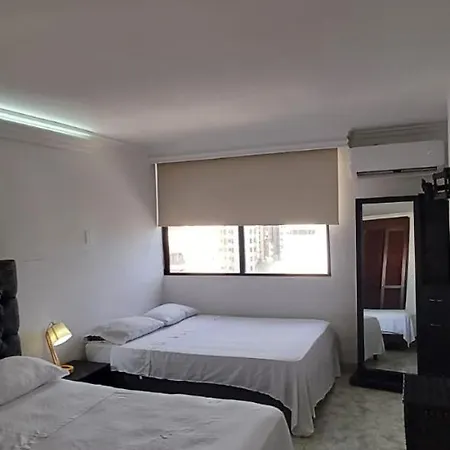 1105 Vista Al Mar